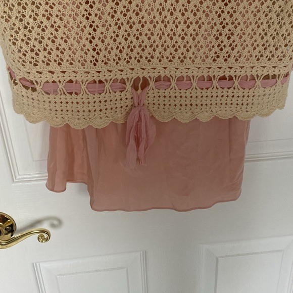 Polo Jeans company cream loose knit sweater with pink silk tank underneath - Picture 4 of 5